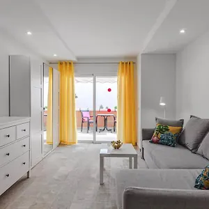 https://tenerife-royal-gardens-one-bedroom-apartment.tenerifehoteles.net